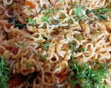 எம்மி நூடுல்ஸ் (Yummy noodles recipe in tamil) ரெசிபி ஸ்டேப் 4 புகைப்படம்