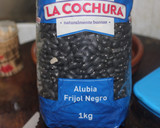 Foto del paso 1 de la receta: Alubias negras con tupinambas en freidora de aire
