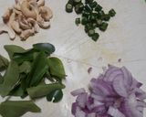 A picture of step 1 of Vegetable Chutney Poha❤️.