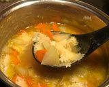 Karalábéleves tésztával (bio zöldségekkel) recept fázis 5 fotója