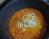 Foto del paso 4 de la receta: Sopa de Tomate con Gambitas y Chirlas