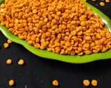 A picture of step 5 of Namkeen Chana dal.