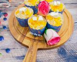 Hình bước làm 4 của món Bánh cupcake bông lan trứng muối phô mai chà bông sốt dầu trứng