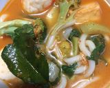 Foto langkah ke 5 dari resep Tom Yam dengan Udon.