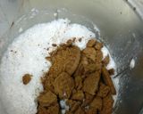 A picture of step 2 of Coffee Ice Cream shake.