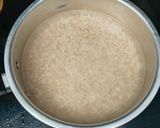 Foto langkah ke 1 dari resep Barley rebus pengganti nasi.