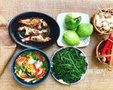Hình bước làm 3 của món Canh Chua Nấu Cá Bè