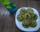 A picture of step 8 of Faraali sev puri chaat.