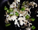 A picture of step 2 of Green beans fry.