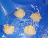 A picture of step 5 of Banana balls.