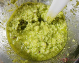 Foto del paso 6 de la receta: Salsa pesto de queso manchego, albahaca y nueces