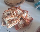 Foto del paso 10 de la receta: Pizza casera con salsa blanca y cebollas caramelizada