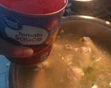 Foto del paso 2 de la receta: Sopa de fideos con piernitas de pollo