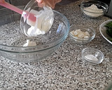 Foto del paso 2 de la receta: Pan Árabe con relleno de espinacas y queso