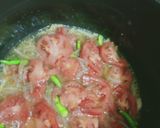 A picture of step 5 of Achari aloo gobhi.