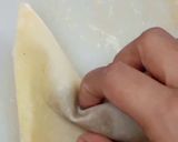 A picture of step 4 of Chicken Wonton🥟.