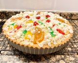 A picture of step 12 of Cake Filled with Special Christmas Cream.