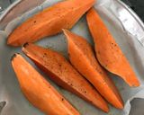 Foto langkah ke 2 dari resep Baked sweet potato.