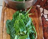 Foto del paso 1 de la receta: Tortilla acelga con corbatas al pesto