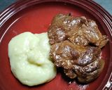 A picture of step 4 of Canadian Pork neck steaks.