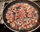 Foto del paso 3 de la receta: Calamares y gambas al ajillo 😋