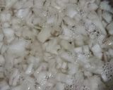 Foto del paso 1 de la receta: Bizcochitos de cebollas y ciboulette 🎆