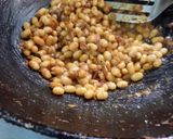 पांढरा पावटा भाजी,बटाटारस्सा आणी कांदा चाट (Pavta Bhaji Batata Rassa Kanda chat Recipe In Marathi) रेसिपी स्टेप 3 फोटो 