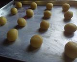 Foto langkah ke 1 dari resep Chui Kao So Cookies.