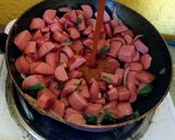 Foto del paso 2 de la receta: Torta de salchichas con chipotle