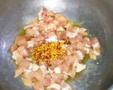 A picture of step 3 of Spicy mango chicken.