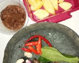 Foto langkah ke 2 dari resep Asam Pedas sumsum sapi+nanas.