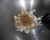 Foto langkah ke 3 dari resep 18. Tumis Kangkung Tauco.