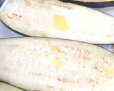 Foto del paso 2 de la receta: Berenjenas gratinadas rellenas con carne picada