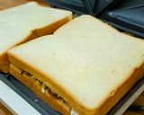 Foto langkah ke 3 dari resep Roti Bakar Coklat Keju.