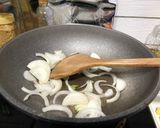 รูปขั้นตอนการทำที่ 2 ของ ข้าวแกงกะหรี่ไก่ไข่ข้น