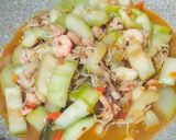 Foto langkah ke 4 dari resep 21. Tumis Labu Air Udang Pedas.
