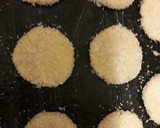 Foto del paso 4 de la receta: Galletitas de coco sin azúcar