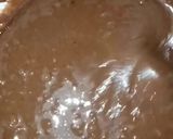 صورة لخطوة 3 من وصفة كيكة الشوكولاتة المسقية بدون شوكولاته اقتصادية والبنة ولا أروع🥧😋🤤