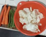 Foto langkah ke 1 dari resep Sop Sosis.
