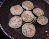 Foto del paso 1 de la receta: Dorada al horno con calabacín y berenjenas