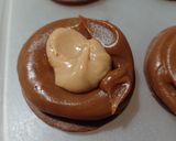 Foto del paso 11 de la receta: Alfajores virales con sal marina