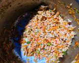 A picture of step 2 of Bhelpuri.