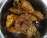 Foto langkah ke 6 dari resep Ayam Ungkep Bumbu Kuning.