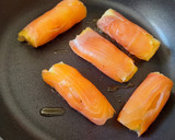 Foto del paso 4 de la receta: Puerro confitado con salmón
