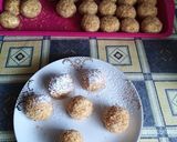 1311. Grízes túró gombóc birsalma szósszal és édes tejföllel ! recept fázis 5 fotója