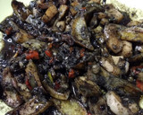 Foto del paso 4 de la receta: Calamares en su tinta