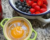 Une image de l'étape 2 de 🍹Smoothie 🍸avoine fruits 🍒rouges🫐🍓 miel 🍯 de lavande 🪻.