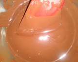 Foto del paso 7 de la receta: Bombones de chocolate rellenos de ganache de café