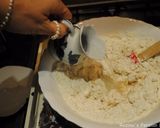 A picture of step 5 of Stuffed rose shaped bread.