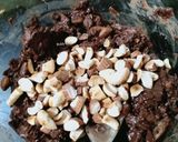 A picture of step 3 of Christmas tree chocolate cake (No bake).